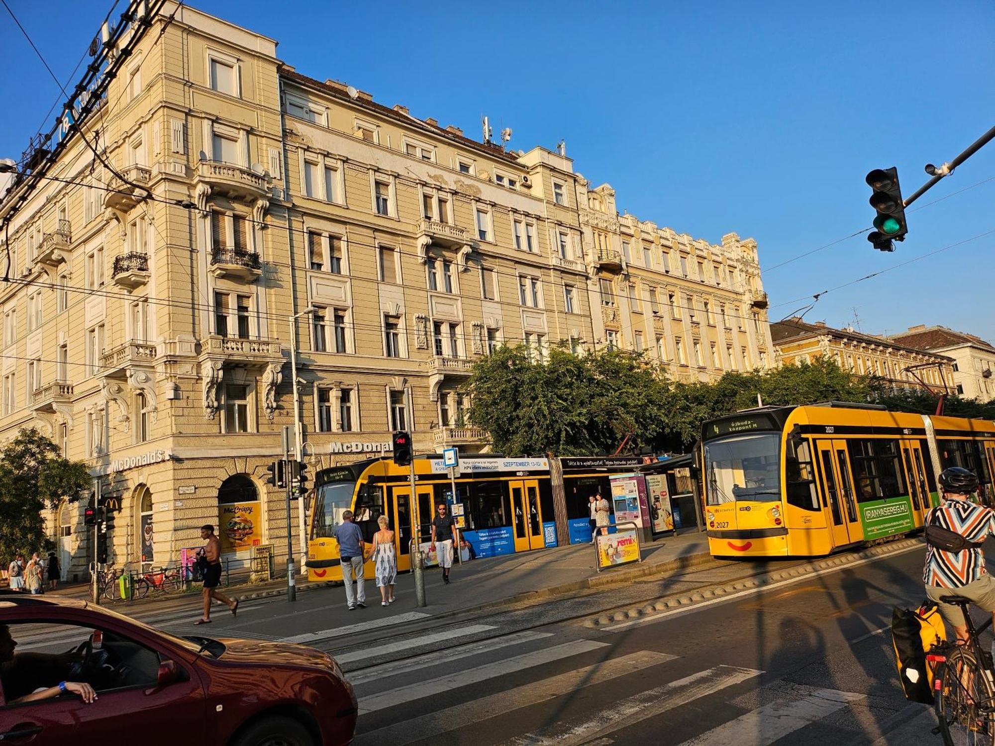 בודפשט Pet Friendly 2Bdr Apartment מראה חיצוני תמונה